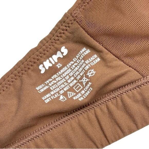 Skims Fits Everybody Crossover Bralette‎ Nude Beige XS - Picture 4 of 4